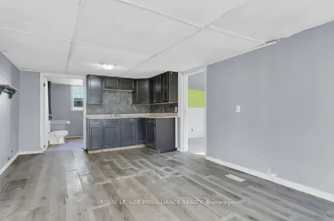 16 Glastonbury Road Addington Highlands ON K0H 2G0