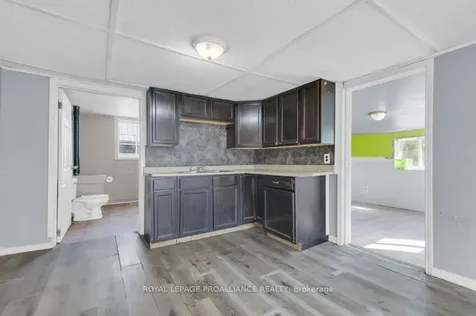 16 Glastonbury Road Addington Highlands ON K0H 2G0