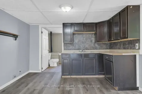 16 Glastonbury Road Addington Highlands ON K0H 2G0