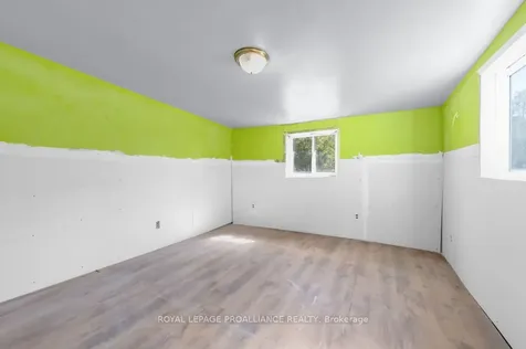 16 Glastonbury Road Addington Highlands ON K0H 2G0