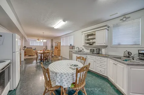 356 Broadway Street Tillsonburg ON N4G 3S3