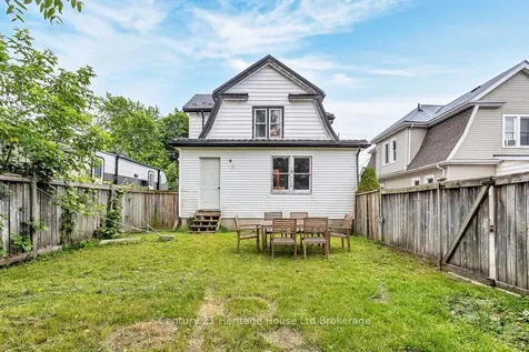 145 King Street E Ingersoll ON N5C 1G8