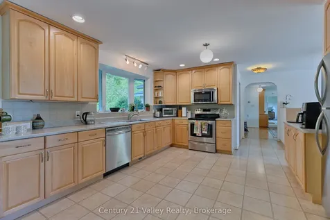 187 Mulberry Lane Bonnechere Valley ON K0J 1T0