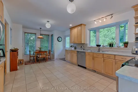 187 Mulberry Lane Bonnechere Valley ON K0J 1T0