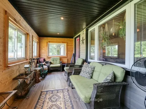 47 Mckeand Street Ingersoll ON N5C 3H7