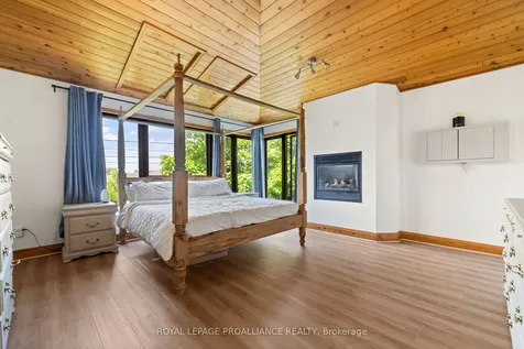 27 Forest Hill Crescent Belleville ON K8N 4M4