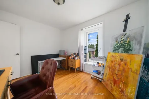 27 Forest Hill Crescent Belleville ON K8N 4M4