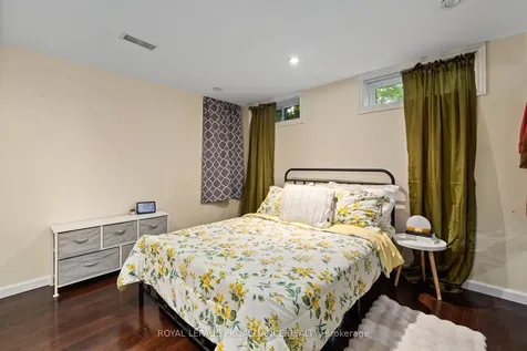 27 Forest Hill Crescent Belleville ON K8N 4M4