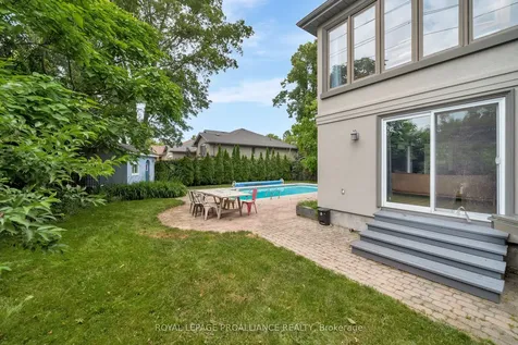 27 Forest Hill Crescent Belleville ON K8N 4M4