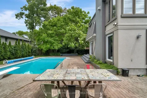 27 Forest Hill Crescent Belleville ON K8N 4M4