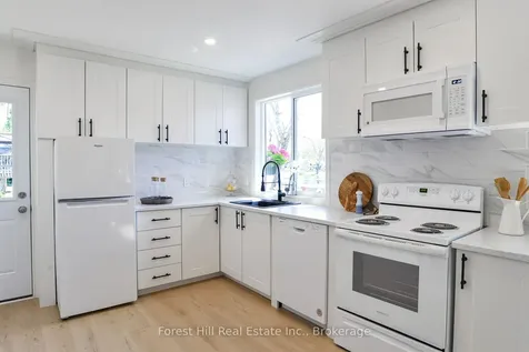 1036 Bagley Road Gravenhurst ON P0E 1N0