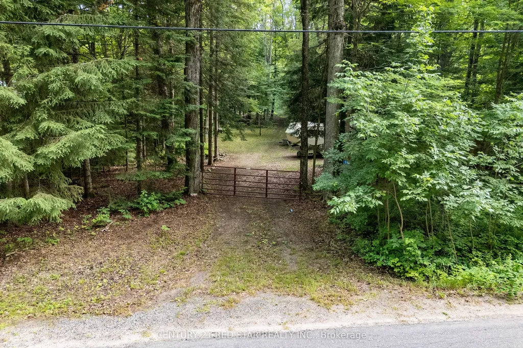 1139 Sherwood Forest Road Bracebridge ON P1L 1X3