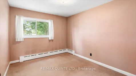 507 Dundas Street W Belleville ON K8P 1B6