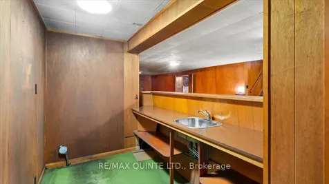 507 Dundas Street W Belleville ON K8P 1B6