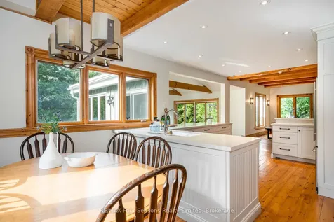 127 Wyandot Court Blue Mountains ON L9Y 0S4
