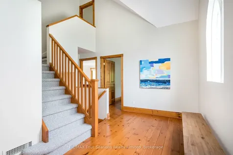 127 Wyandot Court Blue Mountains ON L9Y 0S4