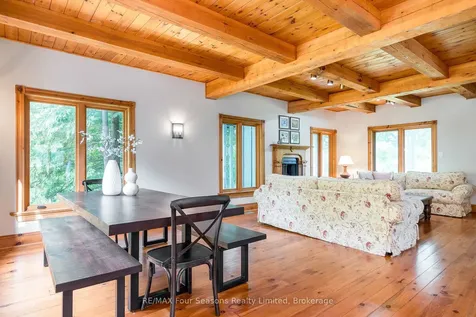 127 Wyandot Court Blue Mountains ON L9Y 0S4