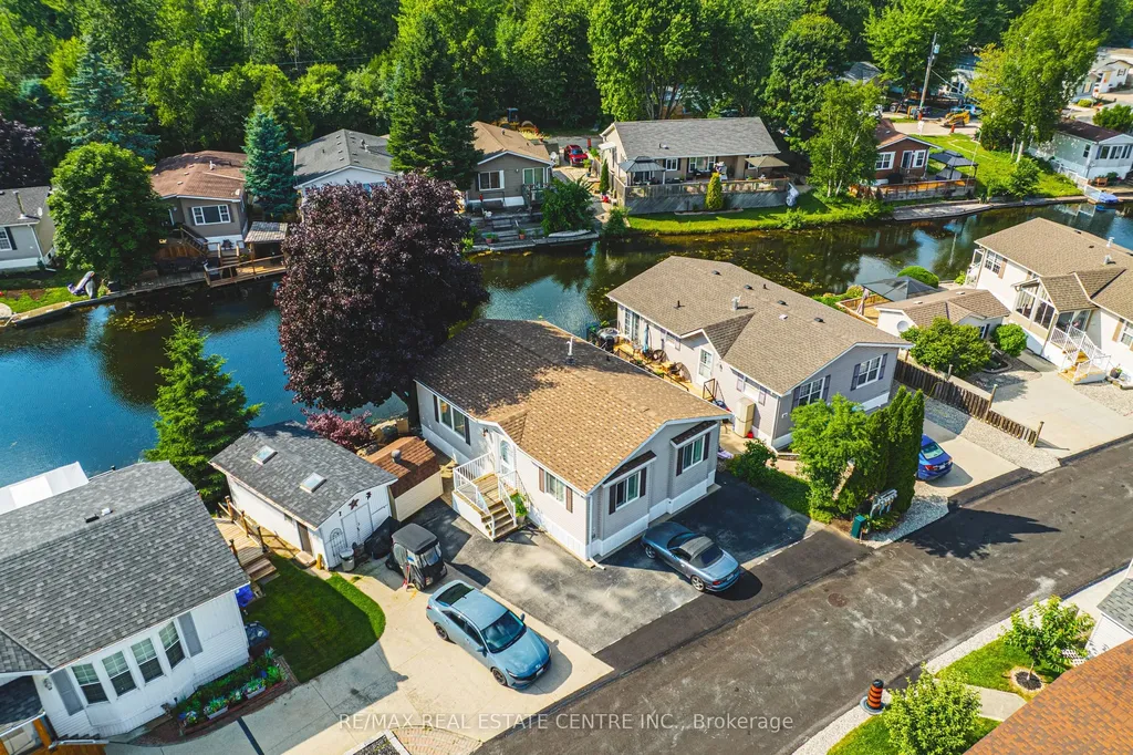 Crescent Puslinch ON N0B 2J0