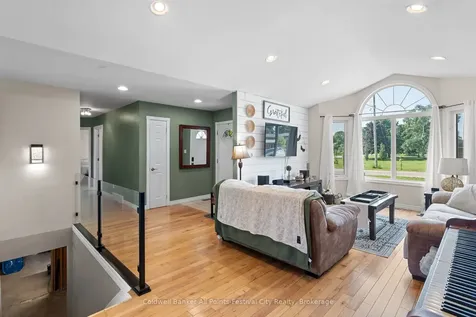 57 Market Street Ashfield-colborne-wawanosh ON N7A 3X9