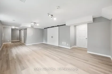 8 Malvern Crescent Guelph ON N1L 1G8