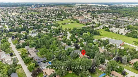 8 Malvern Crescent Guelph ON N1L 1G8