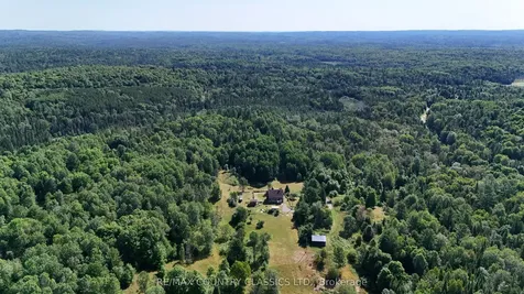 1083 Upper Turriff Road Bancroft ON K0L 2L0