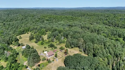 1083 Upper Turriff Road Bancroft ON K0L 2L0