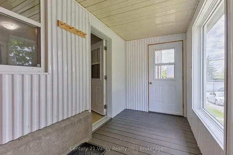 199 Bonnechere Street W Bonnechere Valley ON K0J 1T0