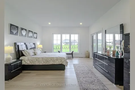 18 Bannister Street Brant ON N0E 1L0