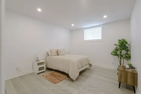 18 Bannister Street Brant ON N0E 1L0