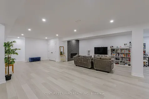 18 Bannister Street Brant ON N0E 1L0