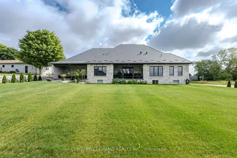 18 Bannister Street Brant ON N0E 1L0