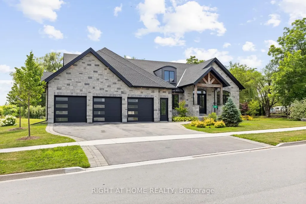 11 Whitcombe Way Puslinch ON N0B 2C0