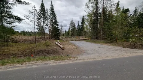 395 Stephenson 1 Road E Bracebridge ON P0B 1L0