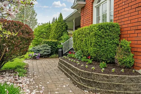 15 Oliver's Lane Cobourg ON K9A 5R1