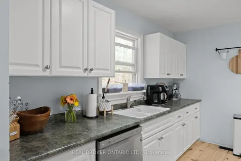 5 Wilshier Boulevard Bracebridge ON P1L 1K9