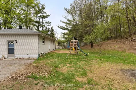 5 Wilshier Boulevard Bracebridge ON P1L 1K9