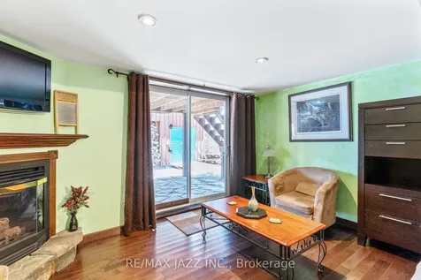 1092 Briscoe Drive Algonquin Highlands ON K0M 1J1