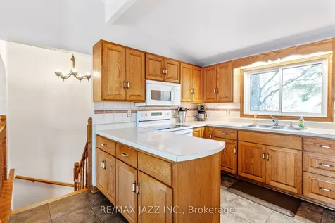 1092 Briscoe Drive Algonquin Highlands ON K0M 1J1