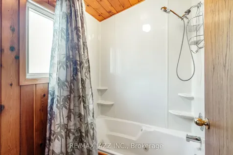 1092 Briscoe Drive Algonquin Highlands ON K0M 1J1