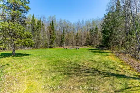 1092 Briscoe Drive Algonquin Highlands ON K0M 1J1