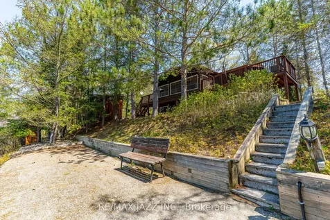 1092 Briscoe Drive Algonquin Highlands ON K0M 1J1