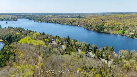 1092 Briscoe Drive Algonquin Highlands ON K0M 1J1