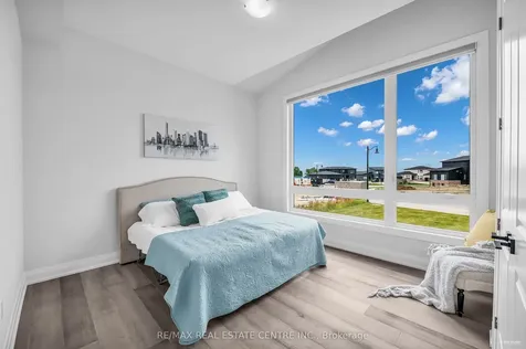 119 Sladden Court Blue Mountains ON N0H 2P0