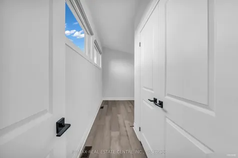 119 Sladden Court Blue Mountains ON N0H 2P0