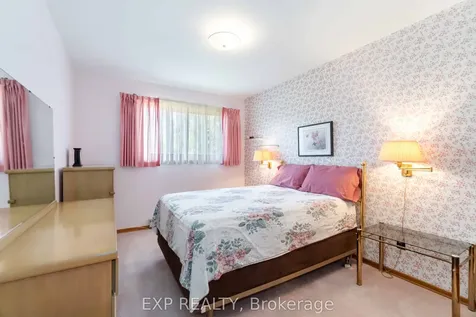 5 Fairway Crescent Brockville ON K6V 3V1