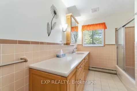 5 Fairway Crescent Brockville ON K6V 3V1