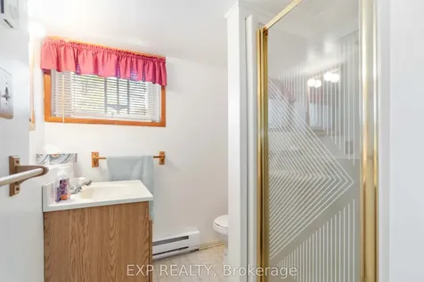 5 Fairway Crescent Brockville ON K6V 3V1