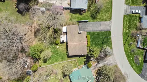 5 Fairway Crescent Brockville ON K6V 3V1