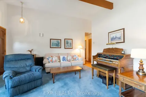 5 Fairway Crescent Brockville ON K6V 3V1